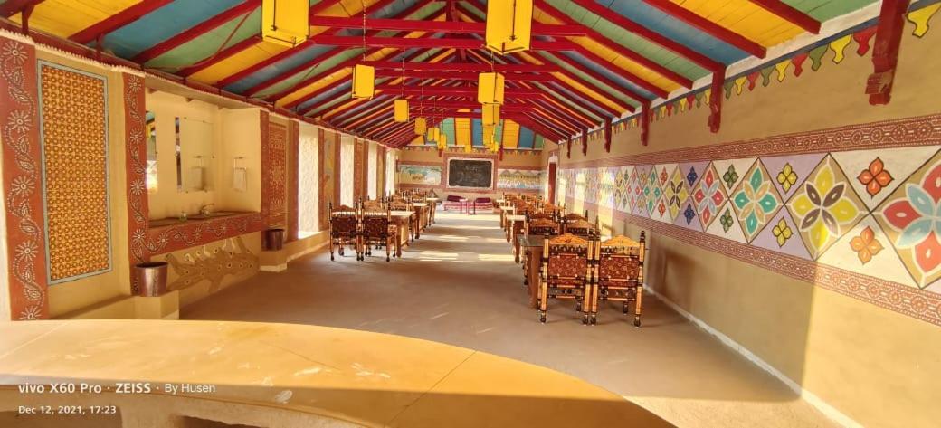 Mahefeel E Rann Resort Bherandiāla Extérieur photo